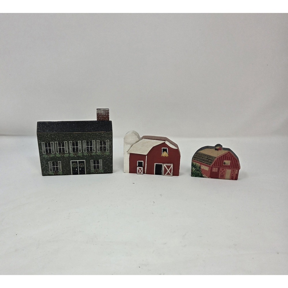 Holiday‎ Decor Church House Barn Farmhouse Lighted Christmas Village Lot Of 3